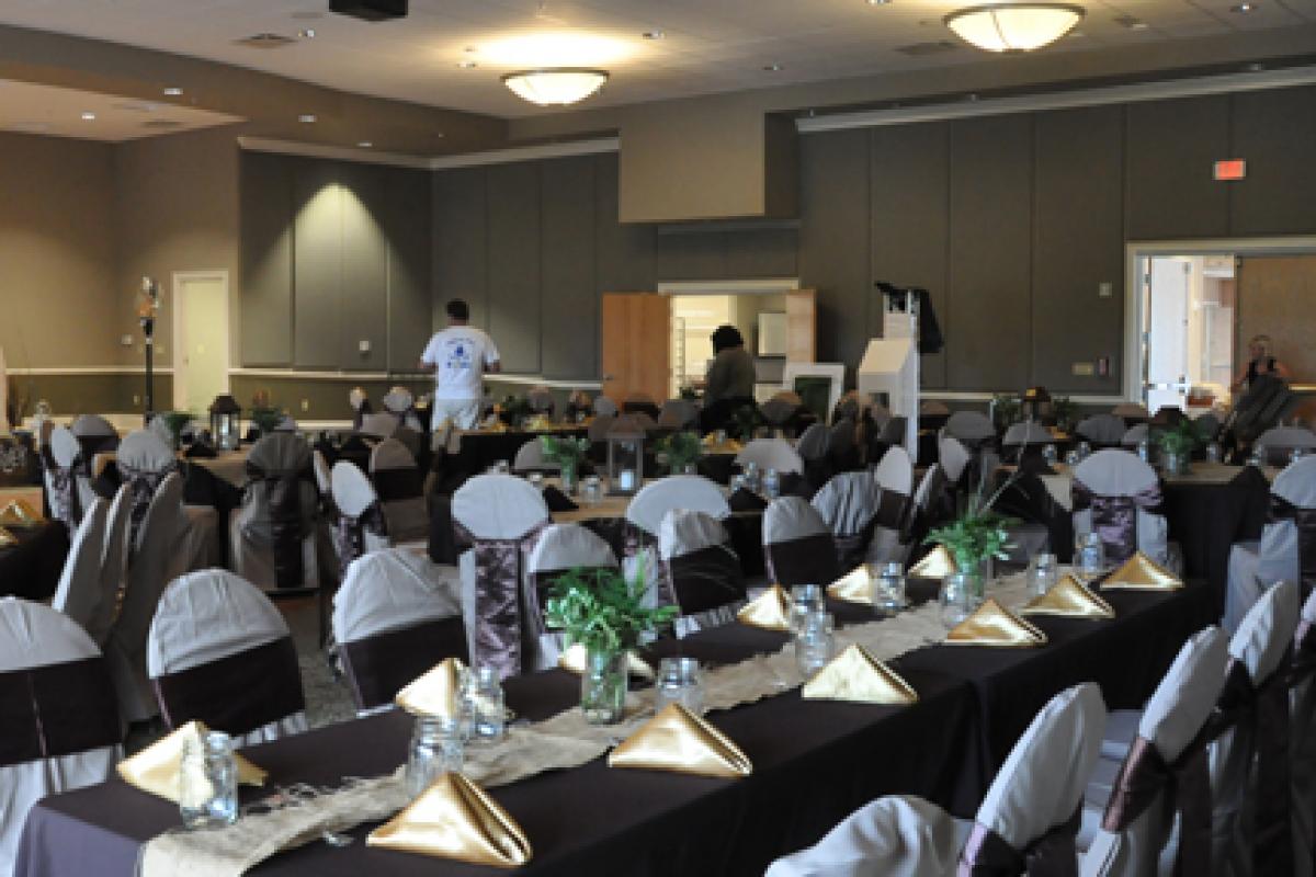 Elegant Banquet Seating